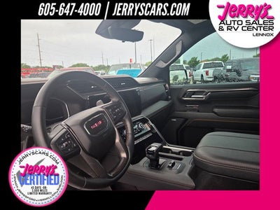 2023 GMC Sierra 1500 AT4 Short Box Tech Package