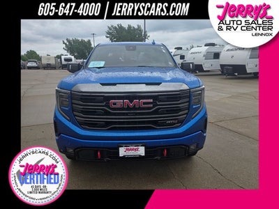 2023 GMC Sierra 1500 AT4 Short Box Tech Package