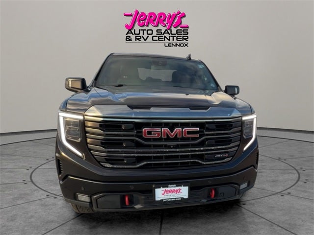 2023 GMC Sierra 1500 AT4 Standard Box