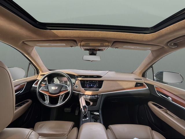 2017 Cadillac XT5 Platinum