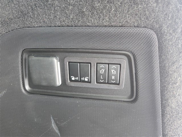 2023 Cadillac Escalade ESV Sport Platinum