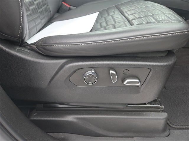 2023 Cadillac Escalade ESV Sport Platinum