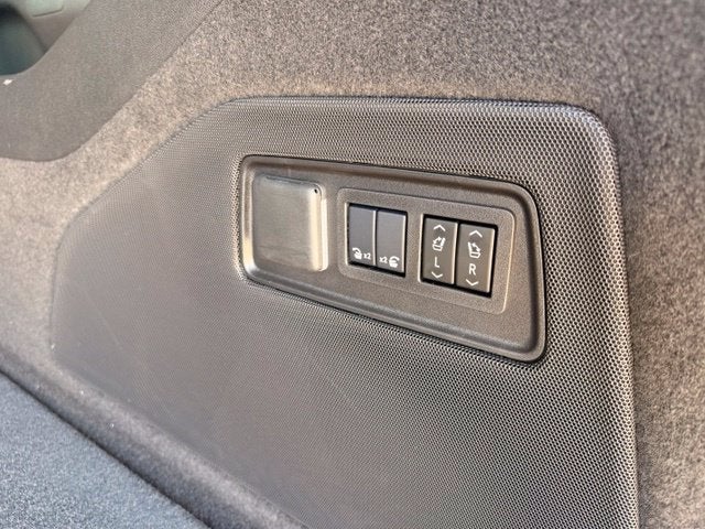 2026 Cadillac Escalade ESV Platinum Edition