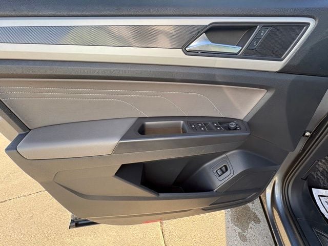 2022 Volkswagen Atlas 3.6L V6 SEL R-Line