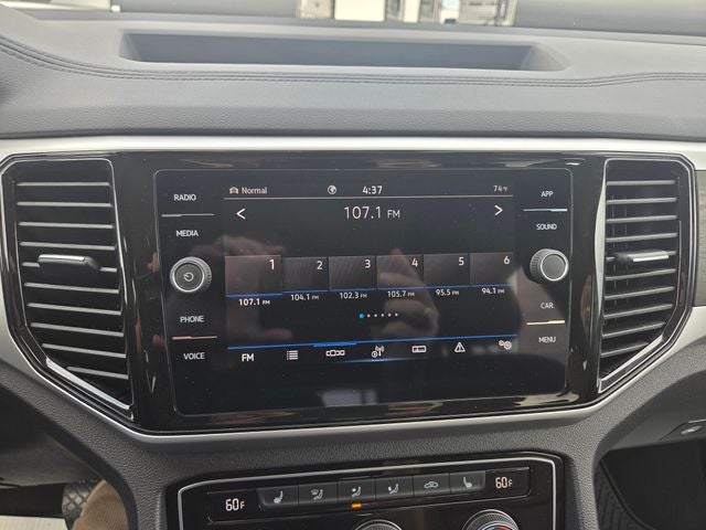 2022 Volkswagen Atlas 3.6L V6 SE w/Technology