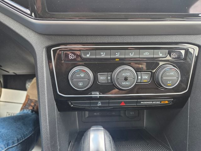 2022 Volkswagen Atlas 3.6L V6 SE w/Technology