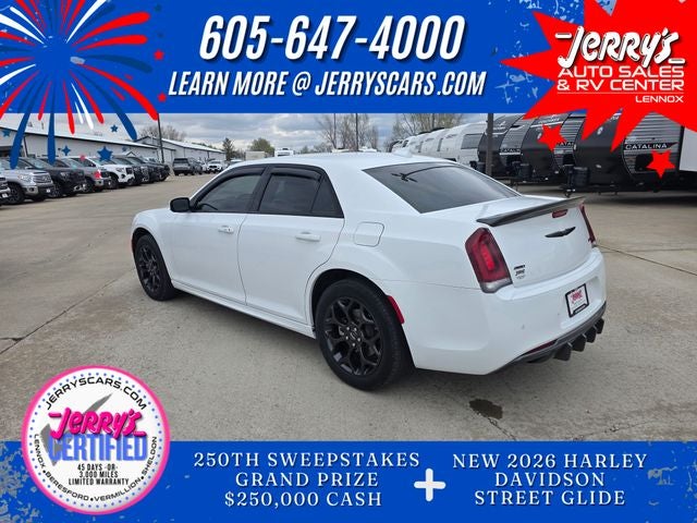 2023 Chrysler 300 Touring AWD