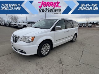 2015 Chrysler Town &amp; Country Limited