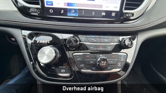 2024 Chrysler Pacifica Hybrid Pinnacle