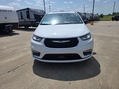 2026 Chrysler Pacifica Limited AWD