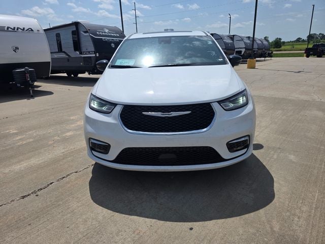 2026 Chrysler Pacifica Limited AWD