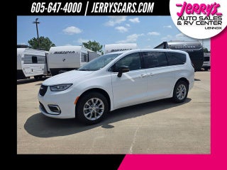 2026 Chrysler Pacifica Limited AWD