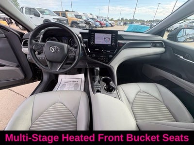 2022 Toyota Camry Hybrid SE