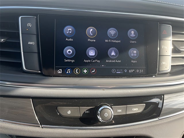 2023 Buick Enclave Essence