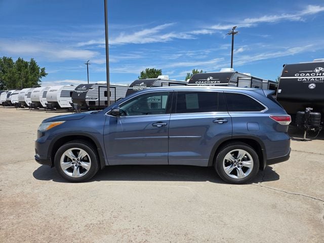 2016 Toyota Highlander Base