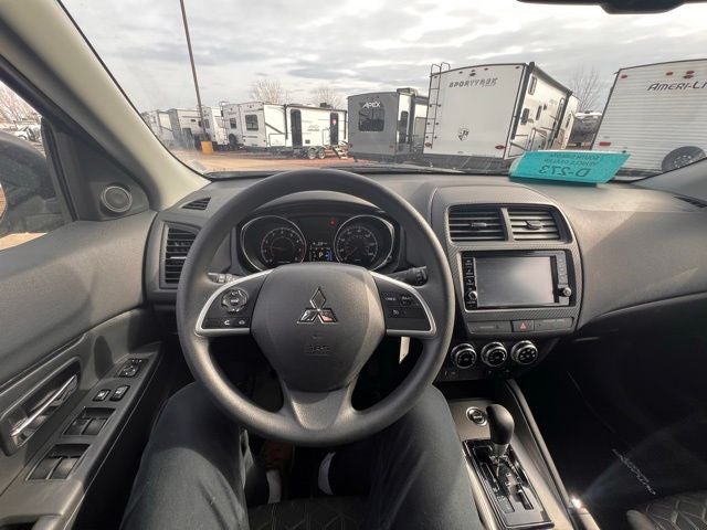 2025 Mitsubishi Outlander Sport Base