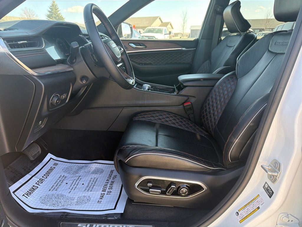 2024 Jeep Grand Cherokee L Summit
