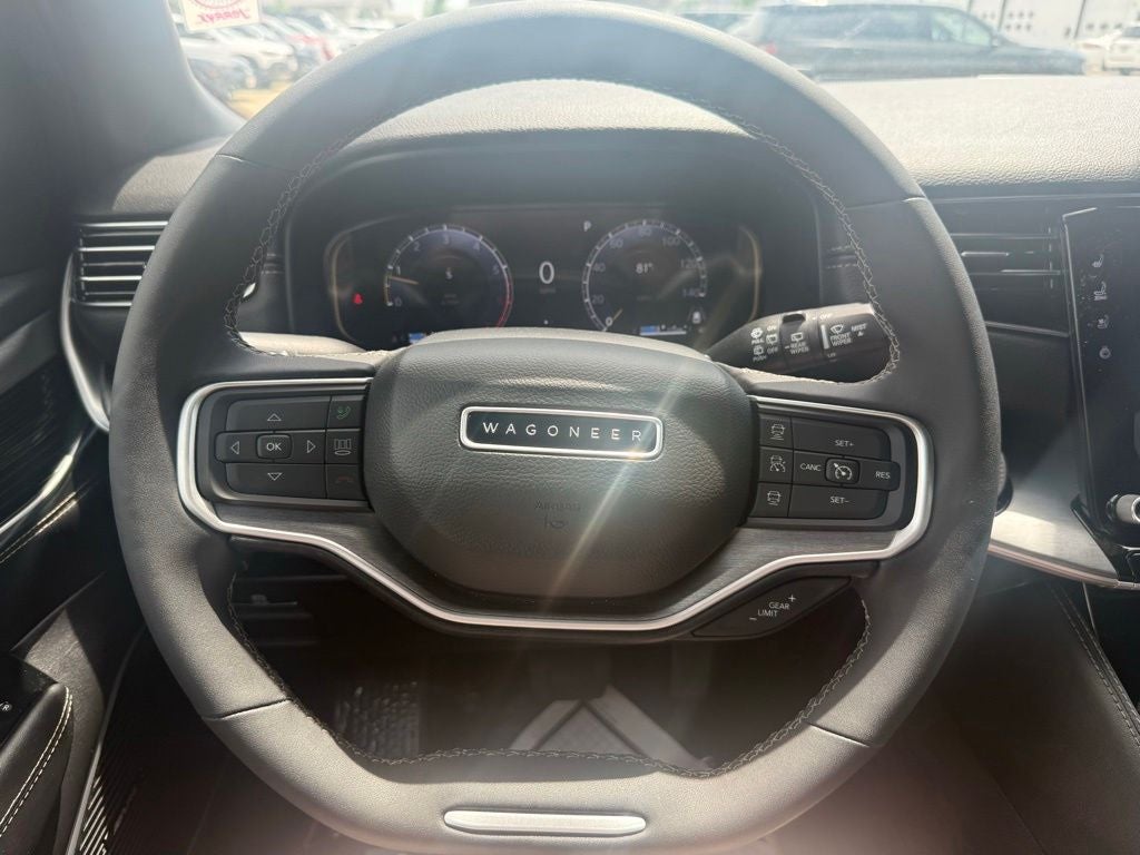 2025 Jeep Wagoneer L Base