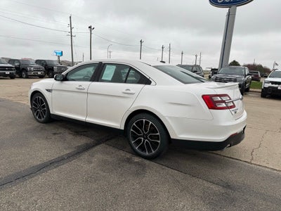 2018 Ford Taurus SEL