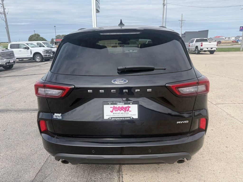 2024 Ford Escape ST-Line Elite