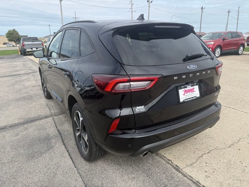 2024 Ford Escape ST-Line Elite
