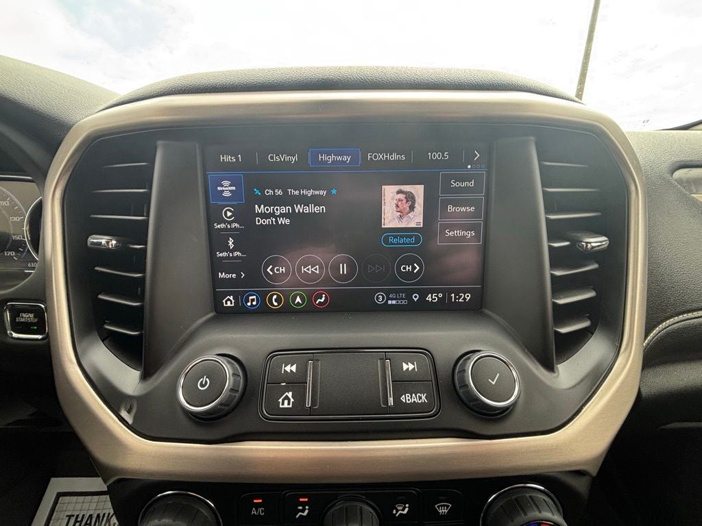 2023 GMC Acadia Denali