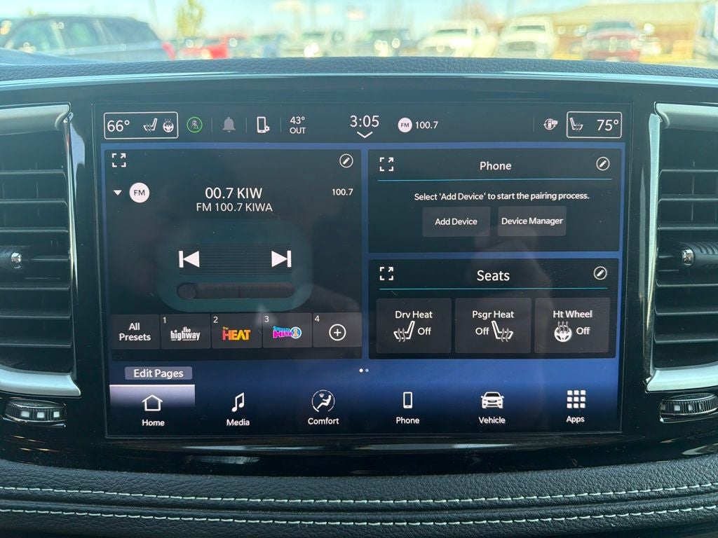 2024 Chrysler Pacifica Touring L