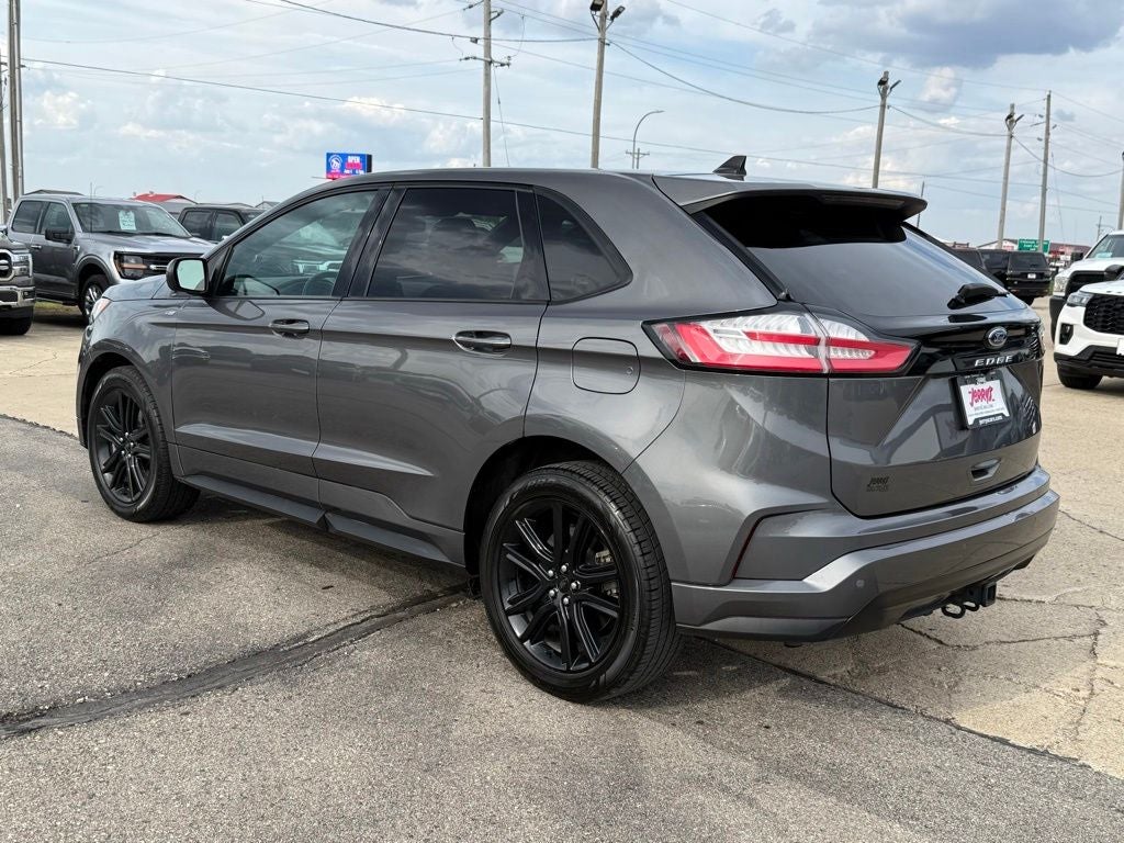 2022 Ford Edge ST Line