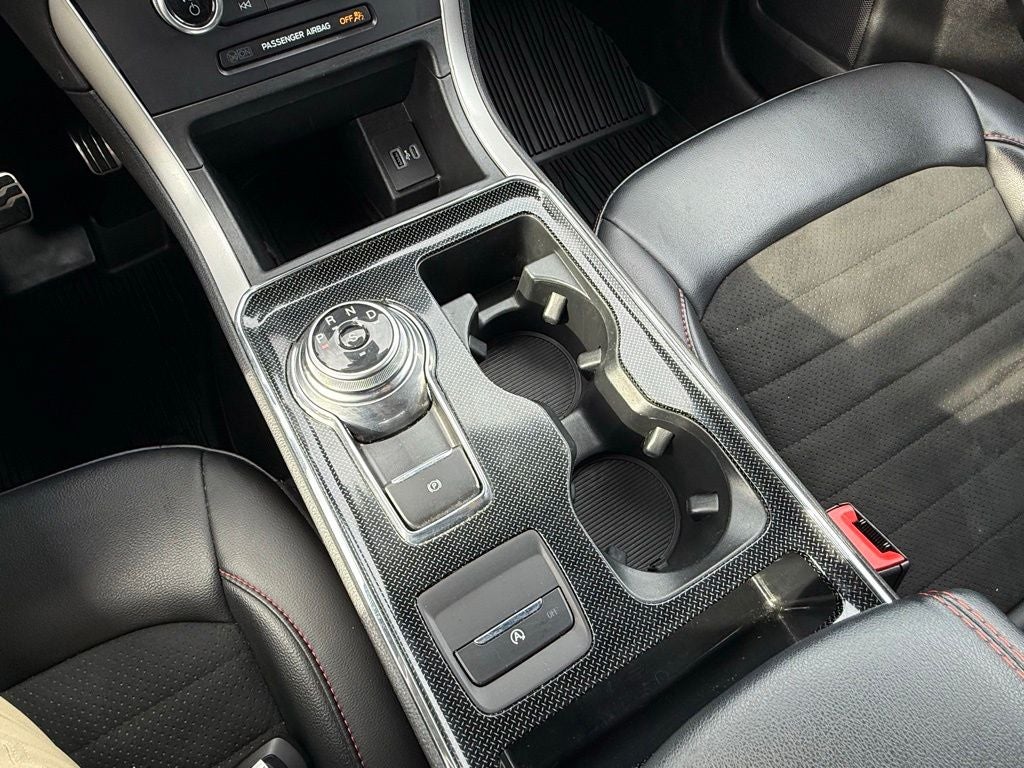 2022 Ford Edge ST Line