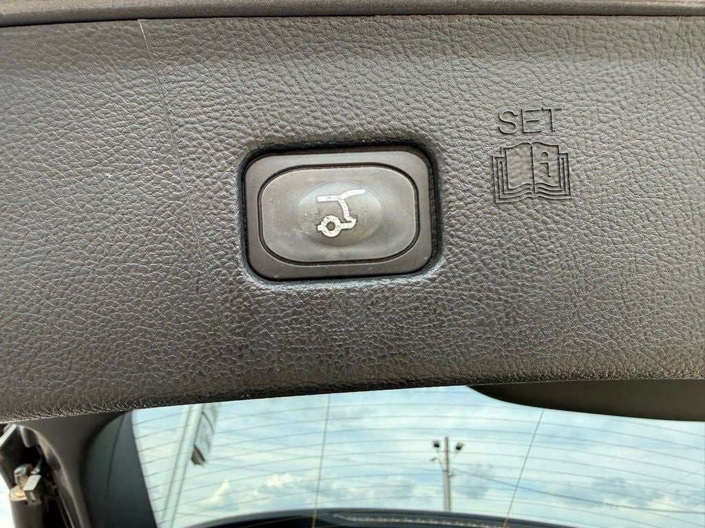 2022 Ford Edge ST Line