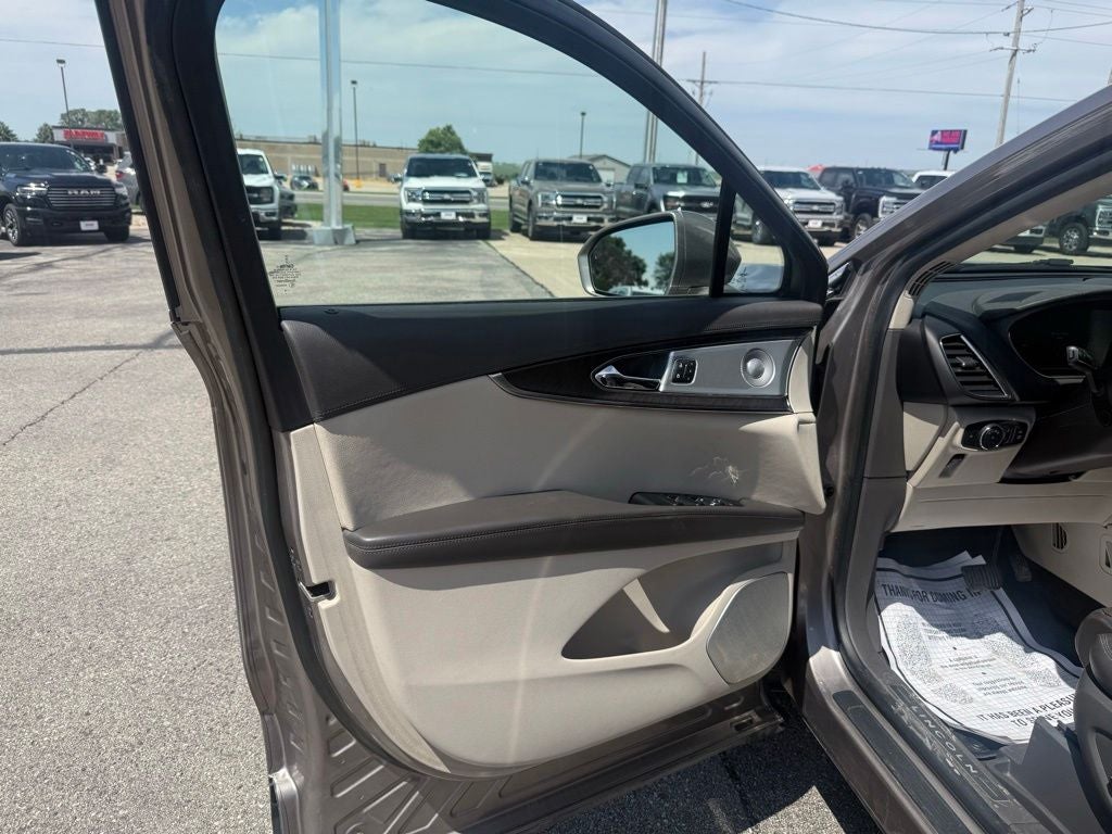 2019 Lincoln Nautilus Reserve