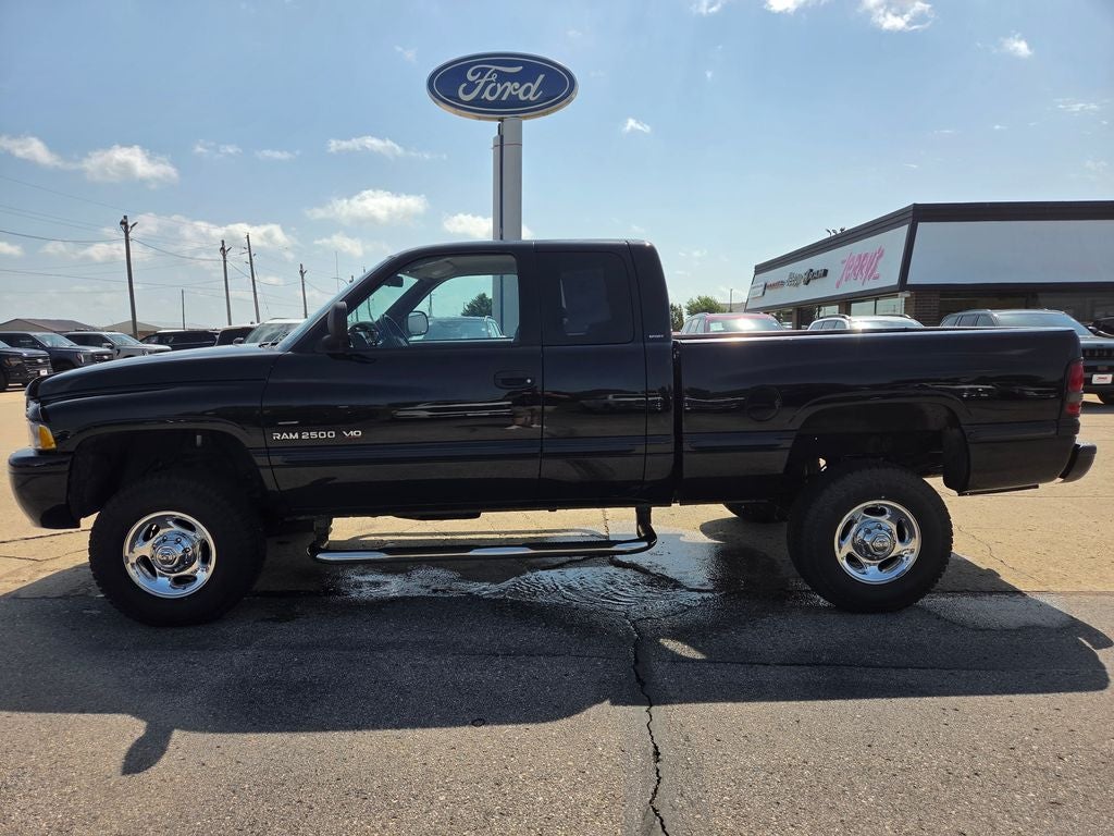 2002 Dodge Ram 2500 SLT