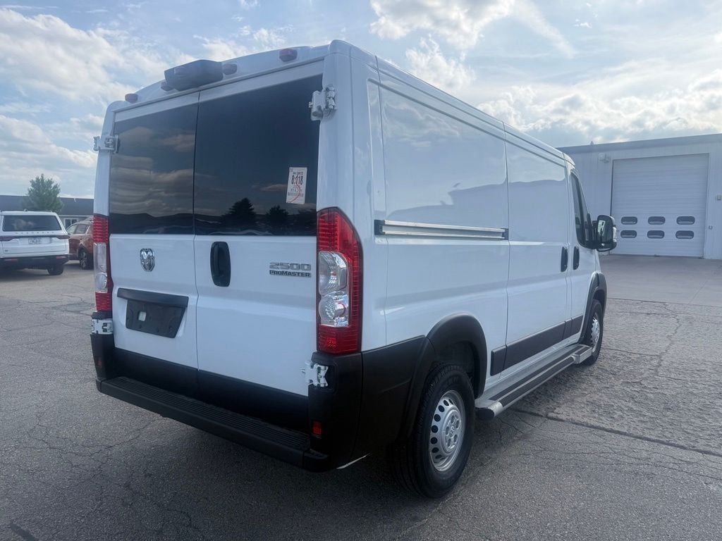 2025 RAM ProMaster 2500 Base