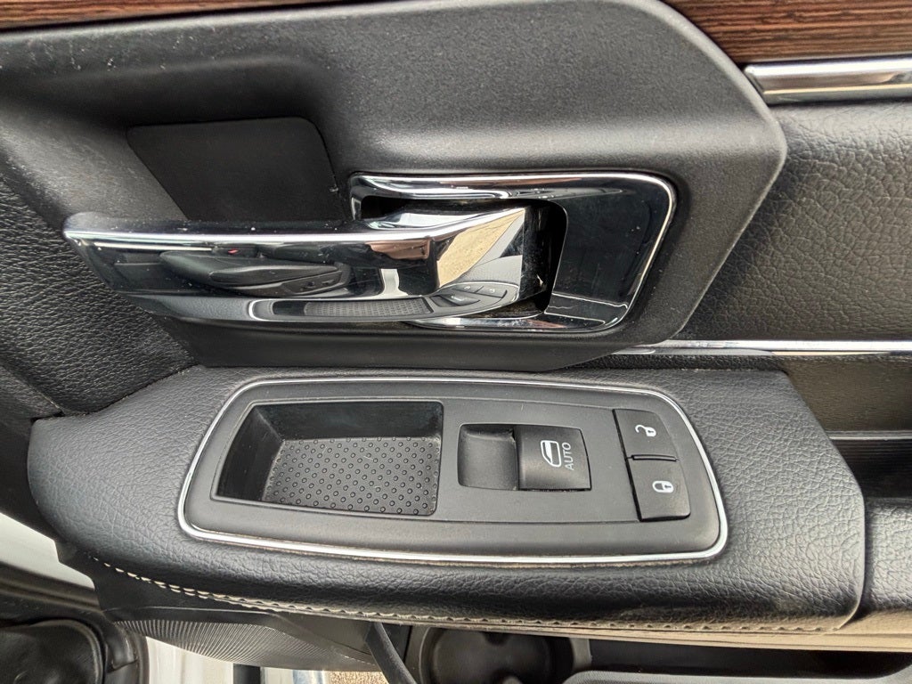 2016 RAM 2500 Laramie