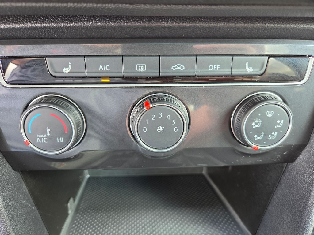 2024 Volkswagen Tiguan 2.0T Wolfsburg Edition