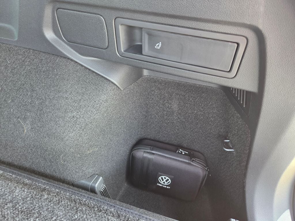 2024 Volkswagen Tiguan 2.0T Wolfsburg Edition