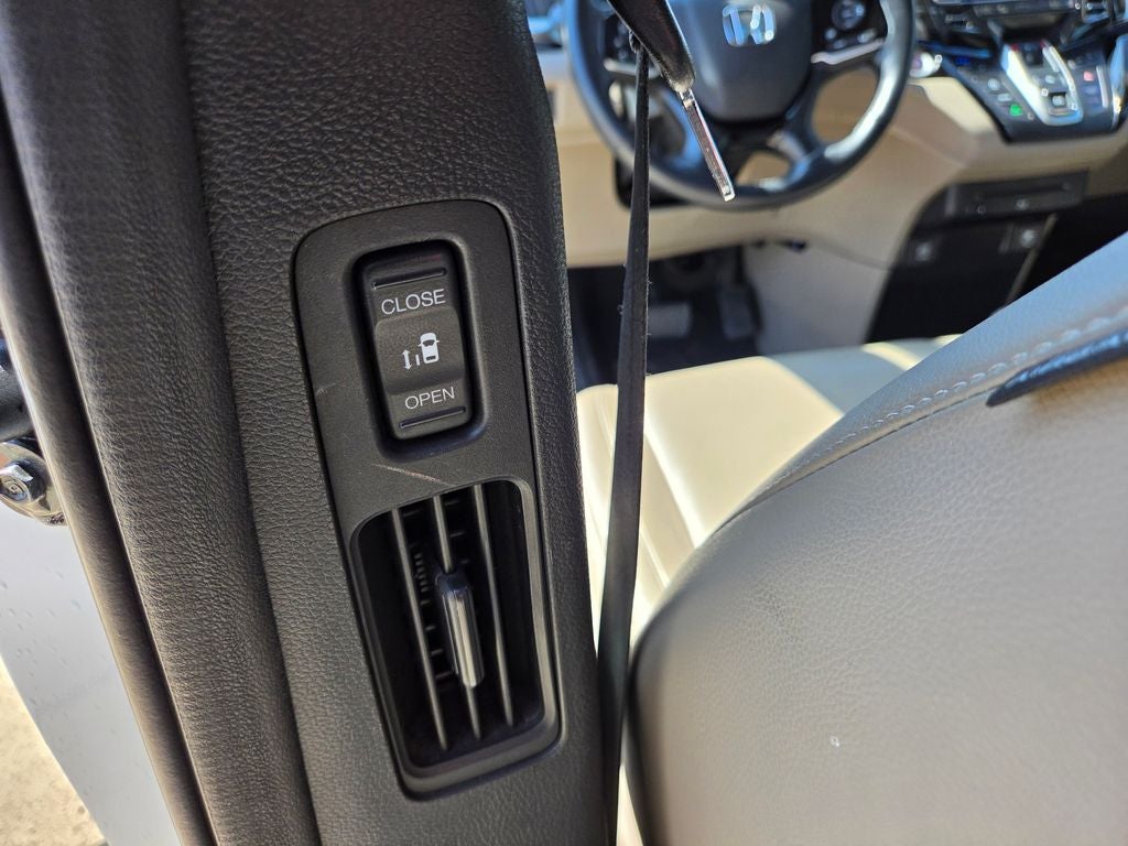 2020 Honda Odyssey Elite