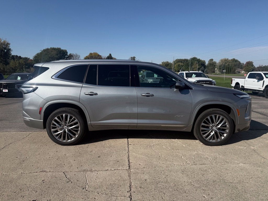 2025 Buick Enclave Avenir