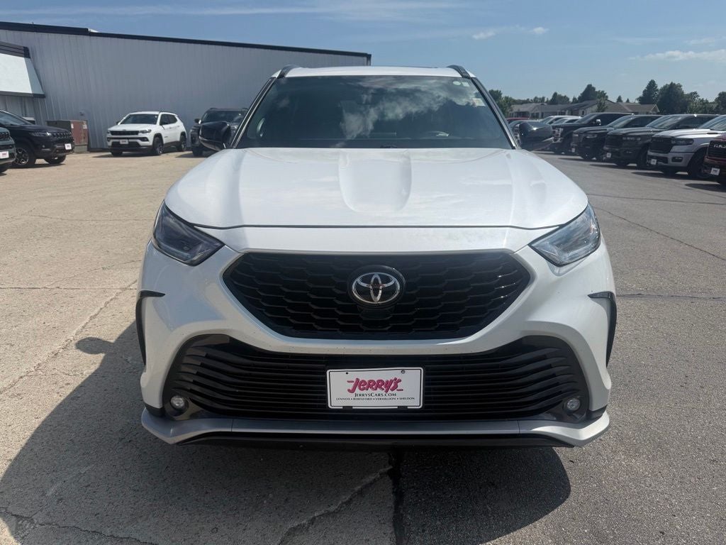 2021 Toyota Highlander XSE