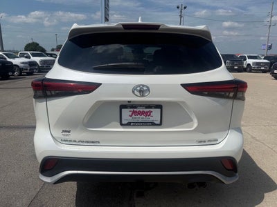2021 Toyota Highlander XSE