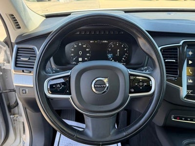 2021 Volvo XC90 T5 Momentum