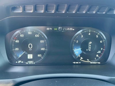 2021 Volvo XC90 T5 Momentum