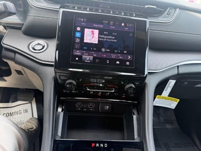 2026 Jeep Grand Cherokee Laredo X 4x4