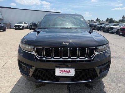 2026 Jeep Grand Cherokee Laredo X 4x4