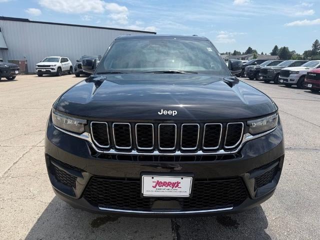 2026 Jeep Grand Cherokee Laredo X 4x4