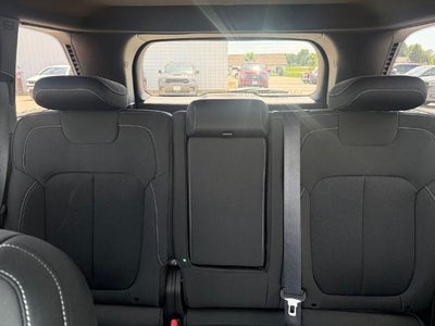 2026 Jeep Grand Cherokee Laredo X 4x4