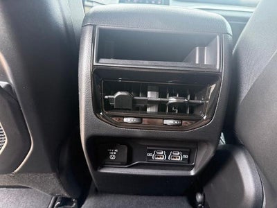 2026 Jeep Grand Cherokee Laredo X 4x4