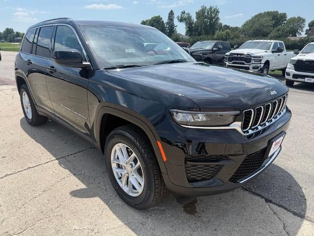 2026 Jeep Grand Cherokee Laredo X 4x4