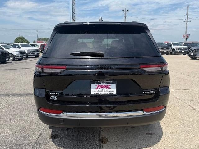 2026 Jeep Grand Cherokee Laredo X 4x4