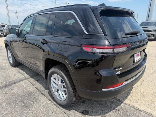2026 Jeep Grand Cherokee Laredo X 4x4